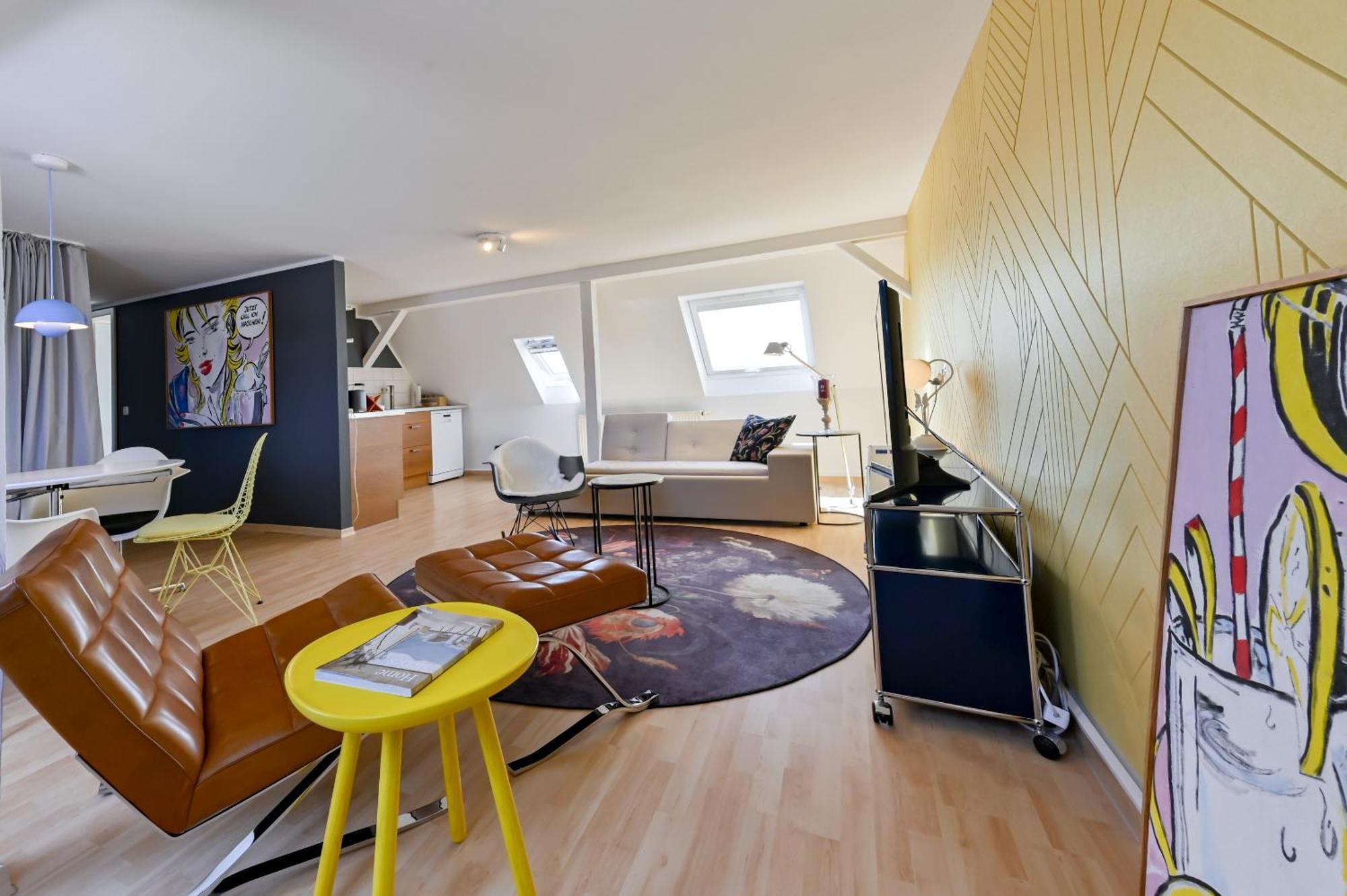 Premium Quartier Clara , Karl Und Fritz Auf Dem Kassberg Mit Eigenem Stellplatz Apartment เคมนิตซ์ ห้อง รูปภาพ