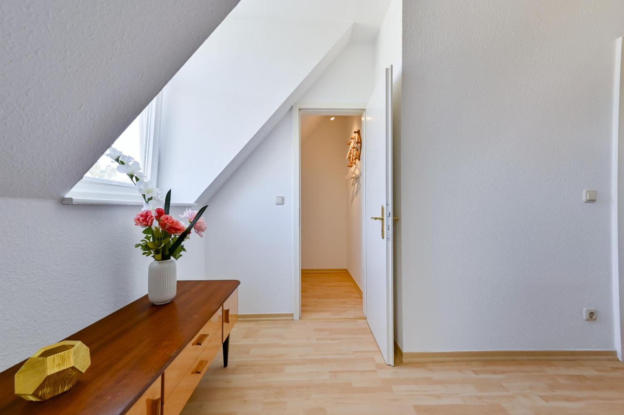 Premium Quartier Clara , Karl Und Fritz Auf Dem Kassberg Mit Eigenem Stellplatz Apartment เคมนิตซ์ ห้อง รูปภาพ