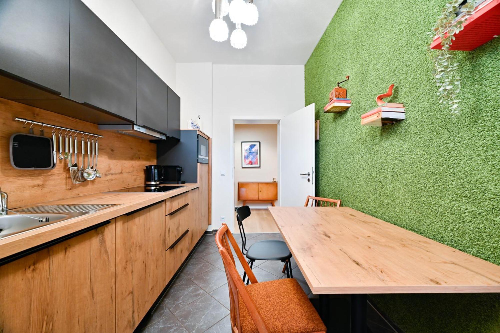 Premium Quartier Clara , Karl Und Fritz Auf Dem Kassberg Mit Eigenem Stellplatz Apartment เคมนิตซ์ ภายนอก รูปภาพ
